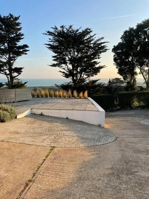 Вилла The Bolt Hole Hythe Panoramic Coast And Sea Views Экстерьер фото