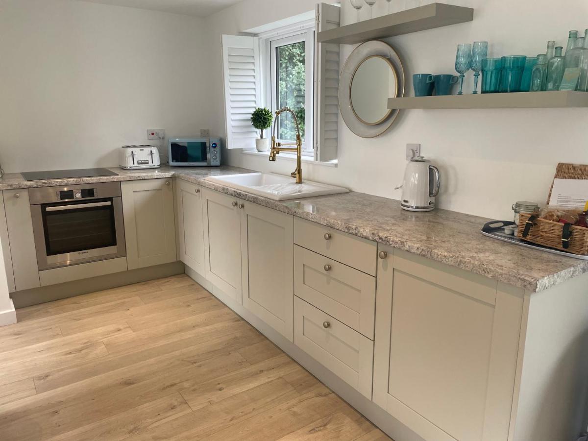 Вилла The Bolt Hole Hythe Panoramic Coast And Sea Views Экстерьер фото